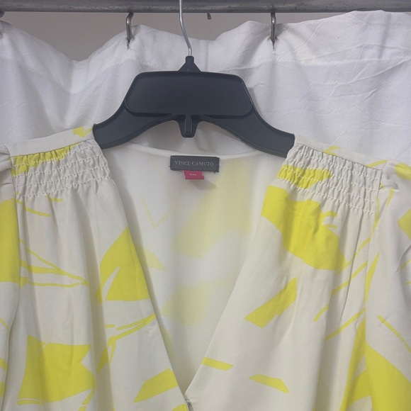 Vince Camuto Long Sleeve Dress in Yellow and White - Picture 3 of 7